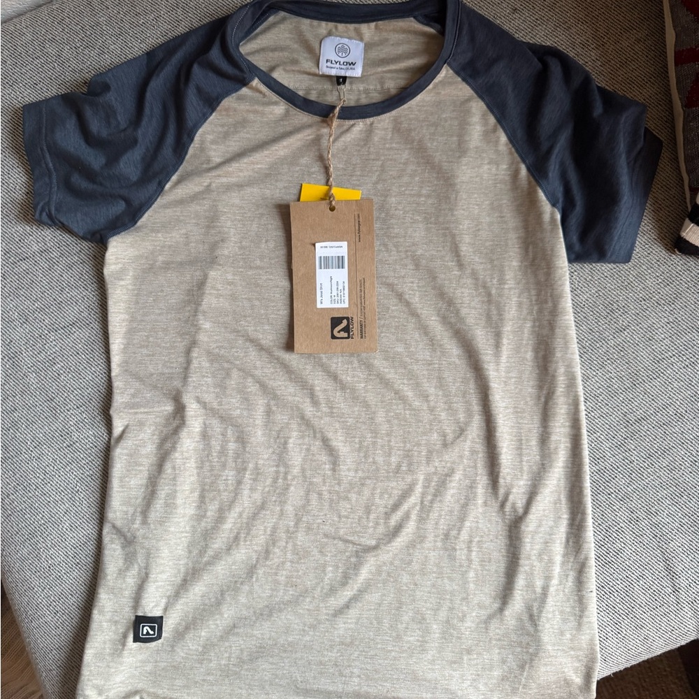 Flex Dry Women's Beige and Gray Short Sleeve Tee